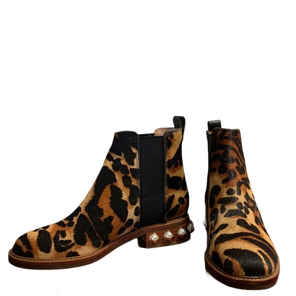 valtina chelsea boot